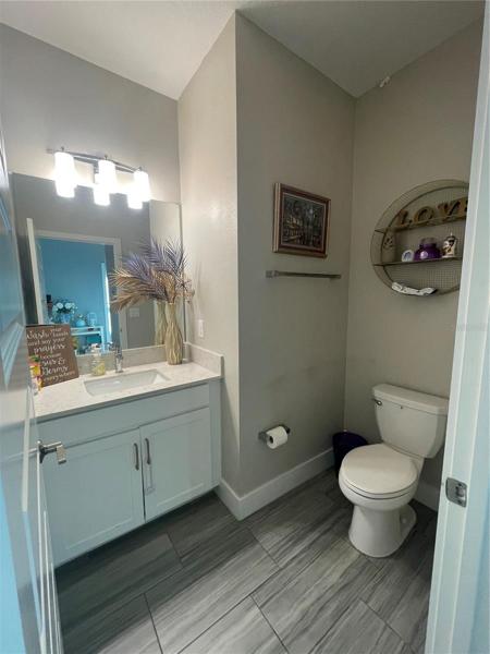 1st floor guest bathroom