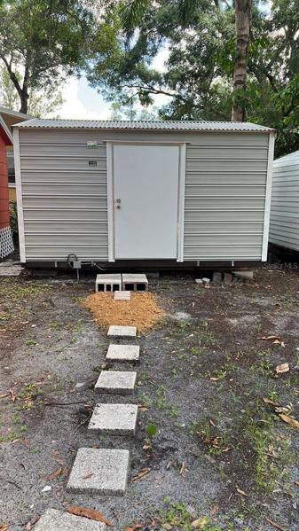 10x14 Studio