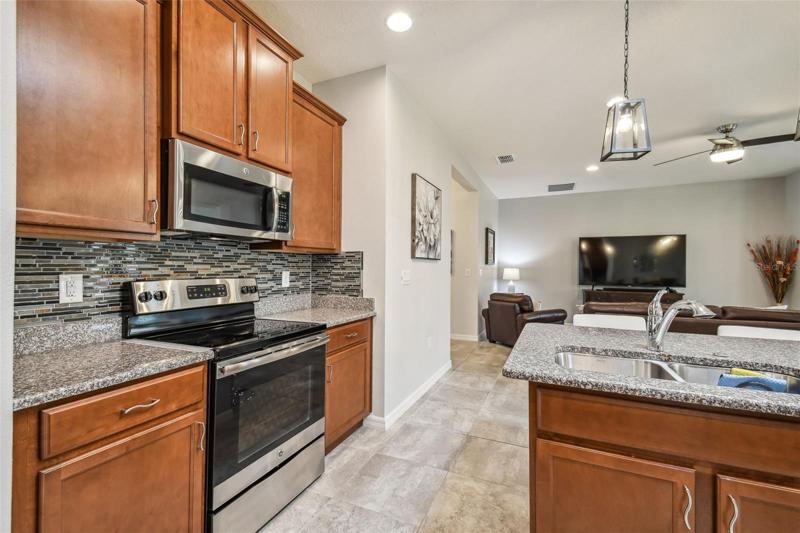 STAINLESS STEEL APPLIANCES