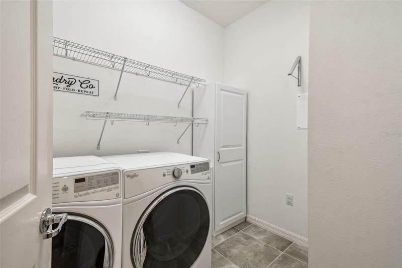 LAUNDRY ROOM