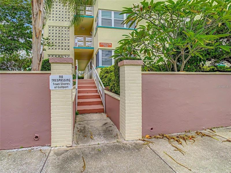 Street entrance to Jamison Building