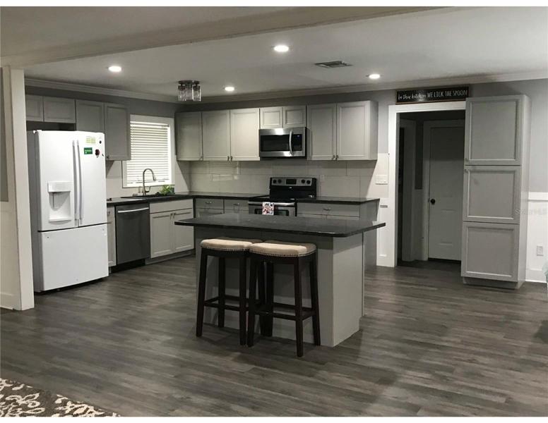 Kitchen with Island