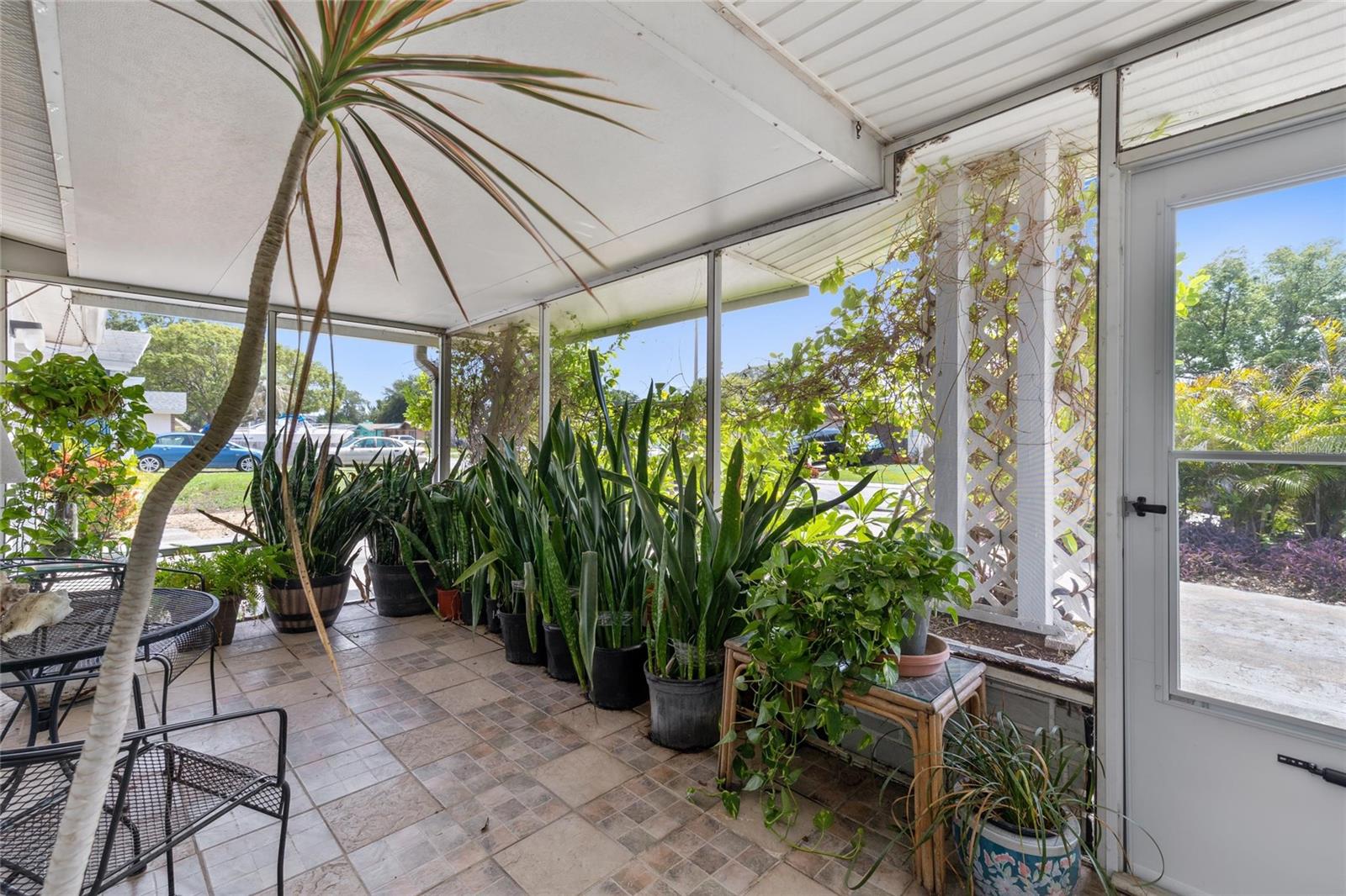 Screened Porch