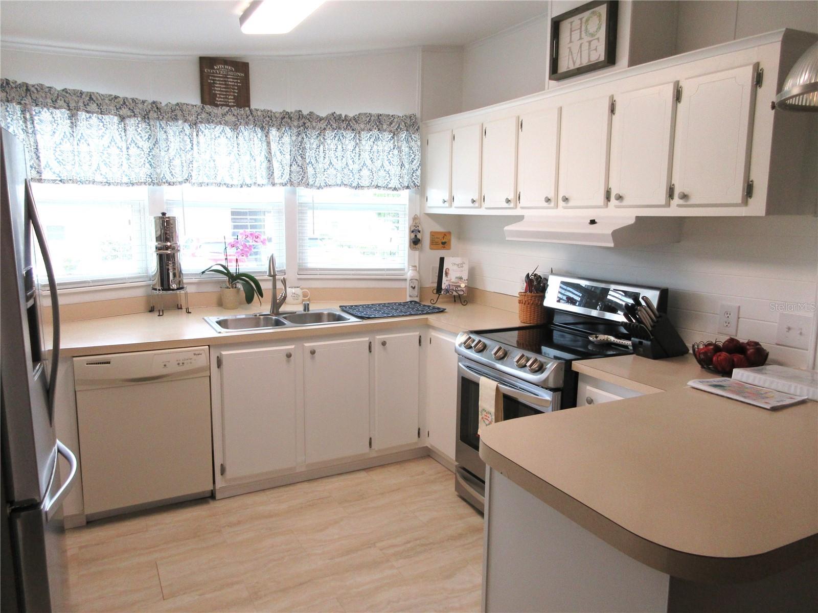 Full Kitchen View