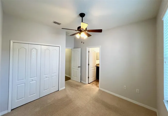 Bedroom 2 w/ensuite bathroom