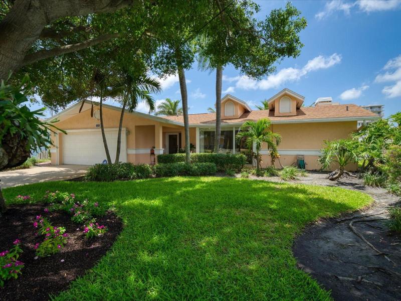 212 Leeward Is
