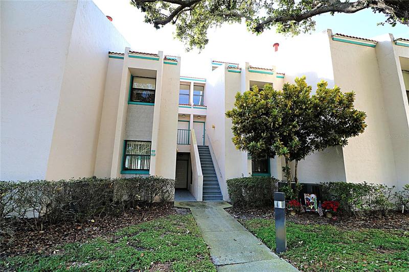 403 Laurel Cove, 2/2, bottom floor condo in Winterset