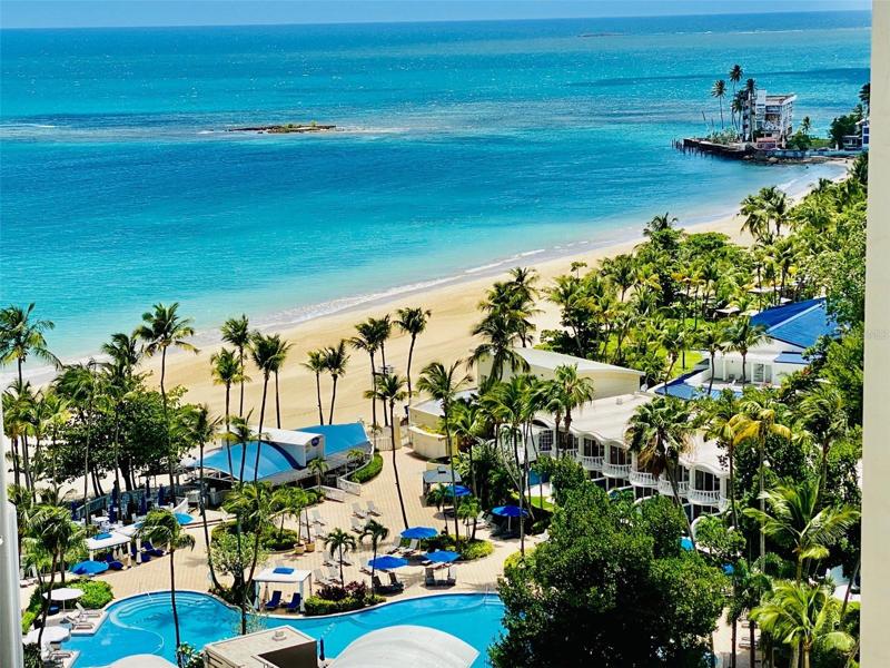 Isla Verde Beach