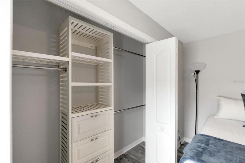 Bedroom 4 Closet