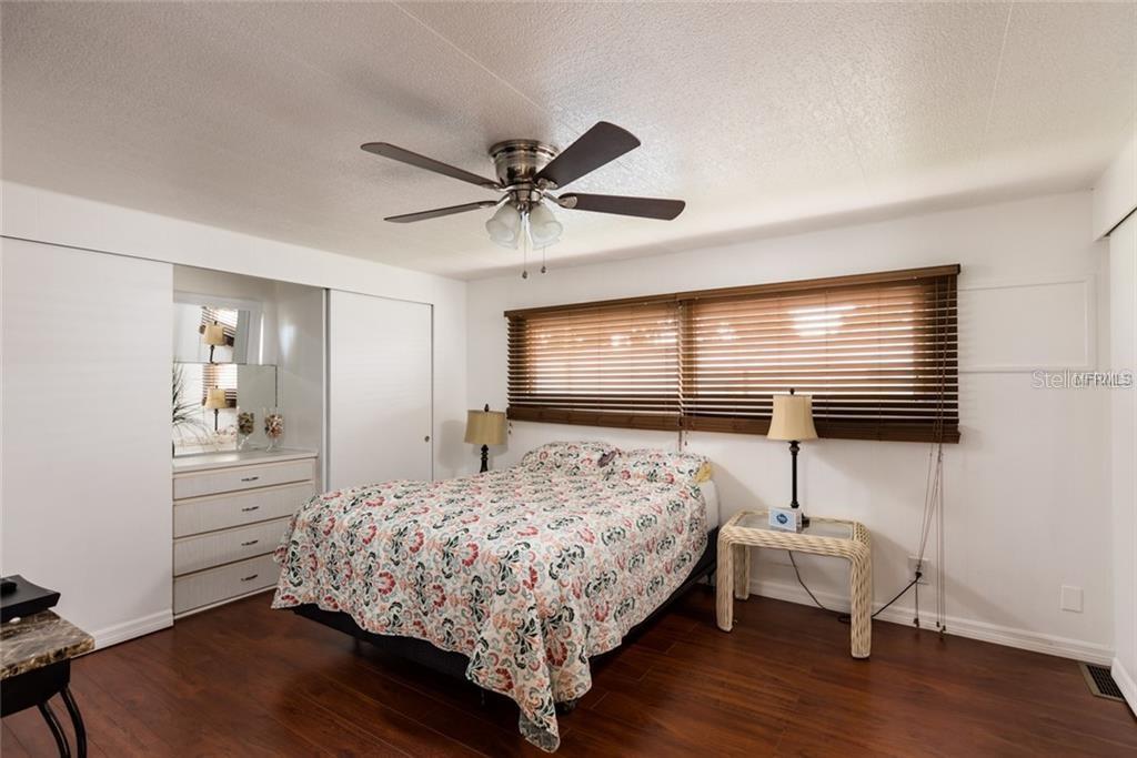 Spacious masterbedroom