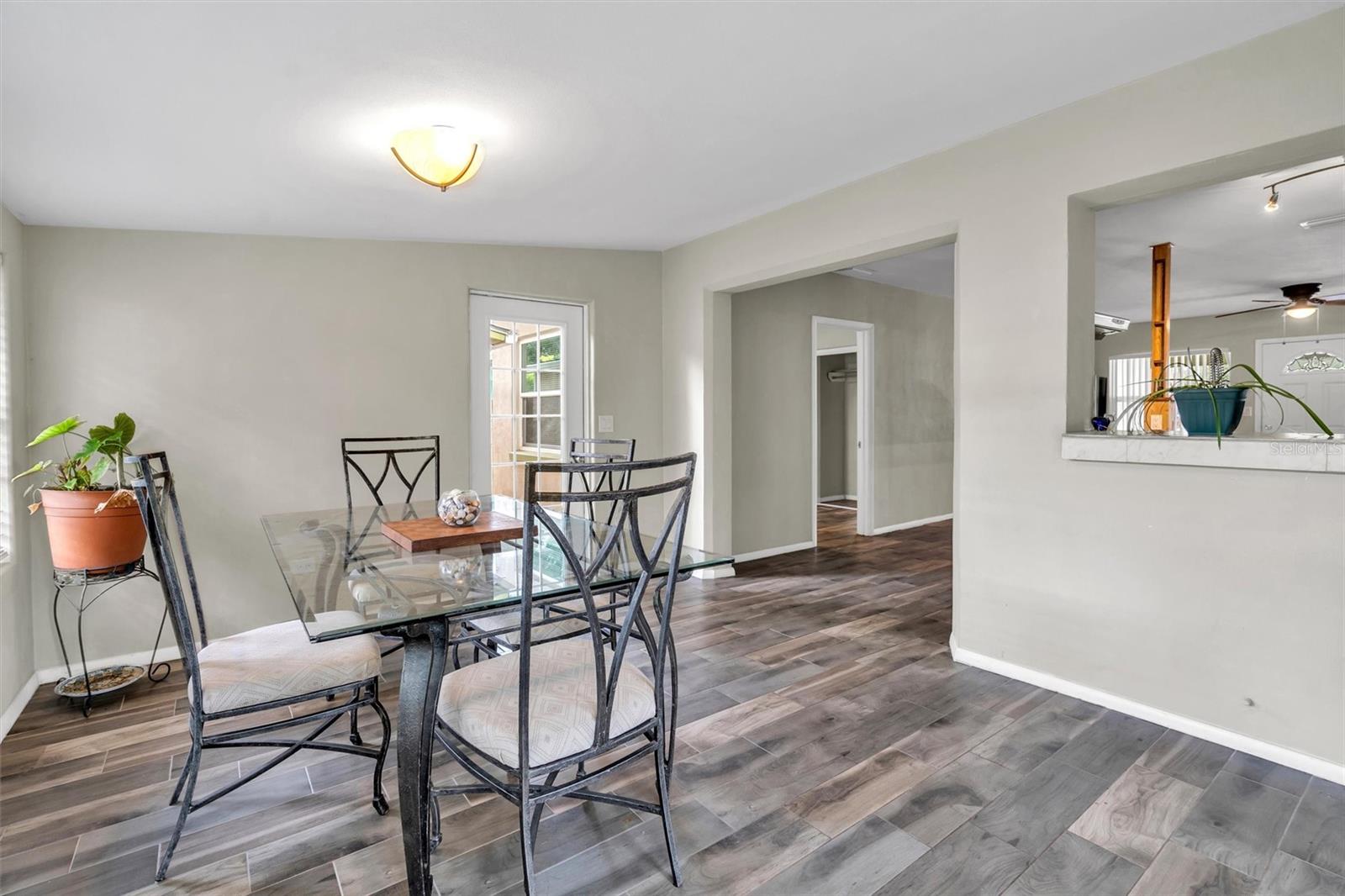 Dining or flex space