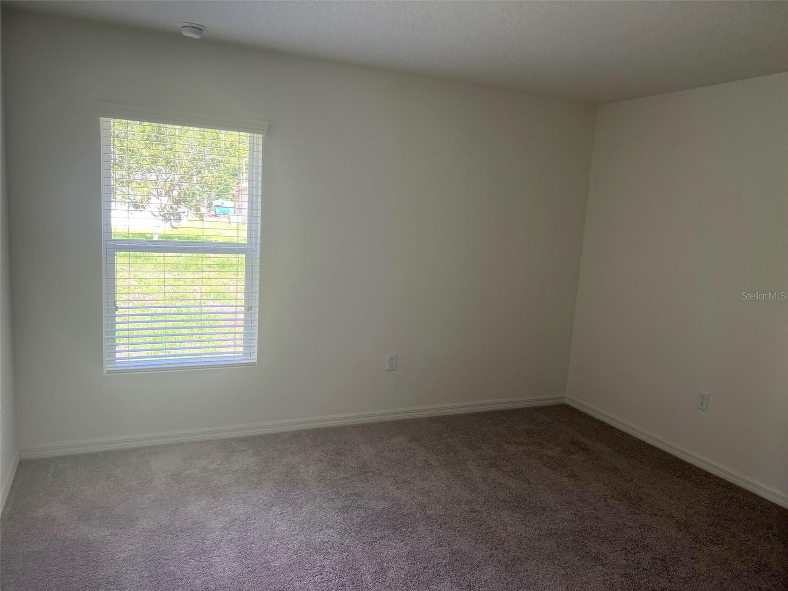 Living Room w/ Shade