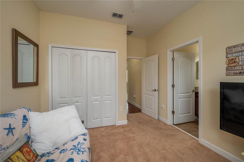 Ensuite Bedroom