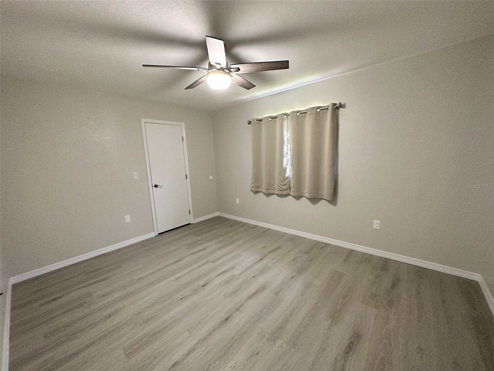Guest bedroom 2