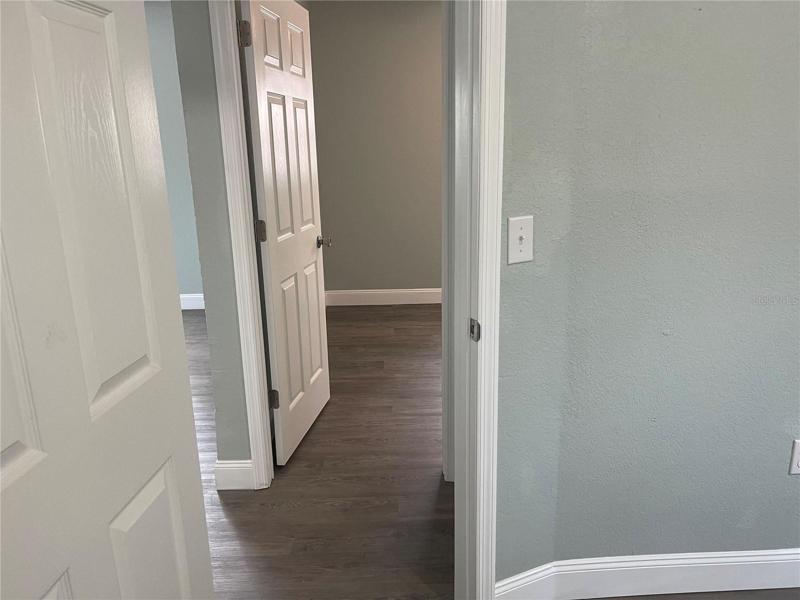 hall to bedrooms
