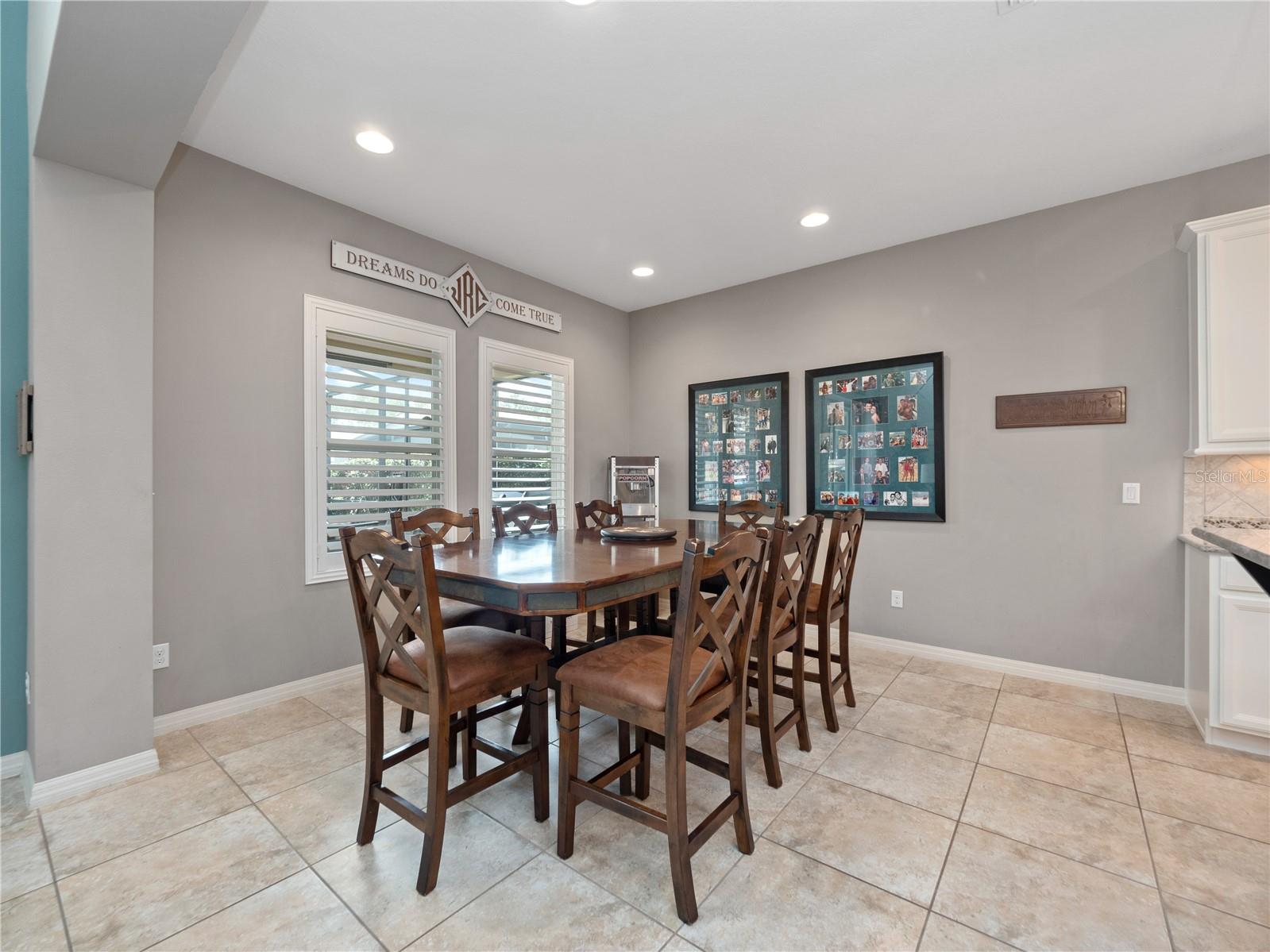 Breakfast Room
