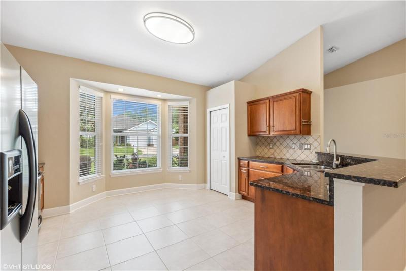 Eat in Kitchen