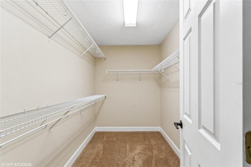 Walk in Closet