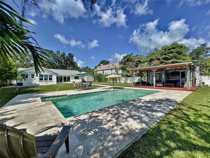 New Trendsetter Heated Pool, beach area, travertine decking, led lights, fountains, salt water.