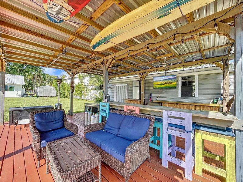 Party Deck with fans, roof, bar, TV mount