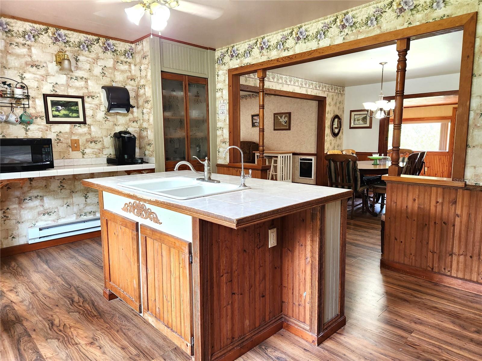 Kitchen to Dining Room