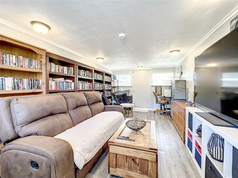 detached She-Shed/Man Cave
