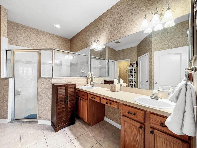 Spacious Master Bathroom