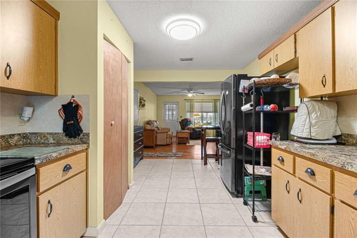 Newer Appliances & Pantry