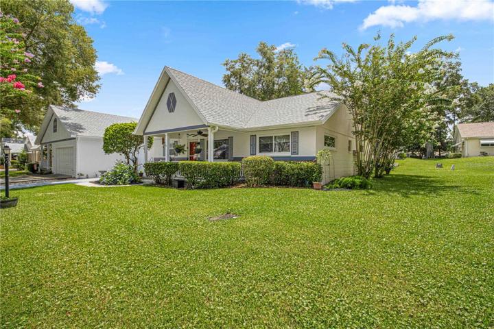 Beautiful End Unit Villa