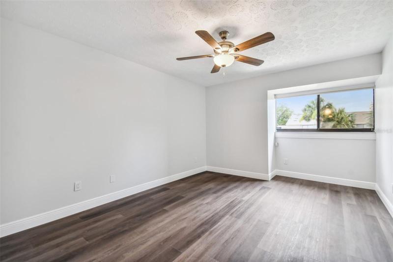 Generous sized 2nd bedroom