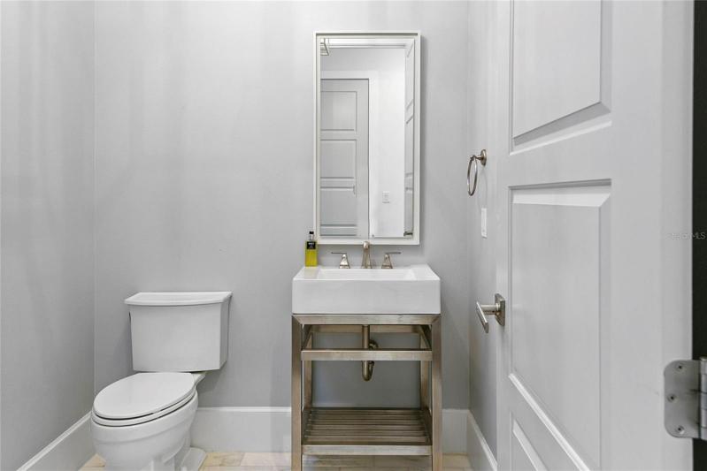 In law suite bathroom and pool bath