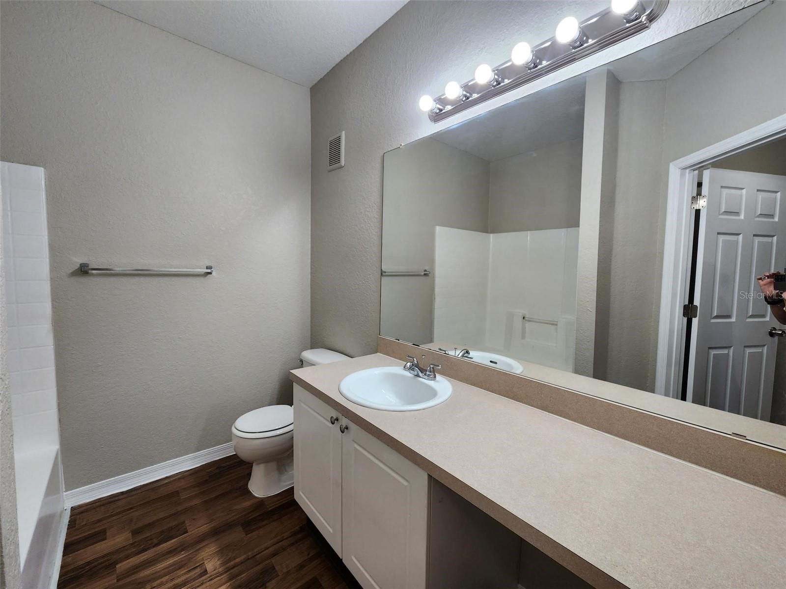 Giest bathroom