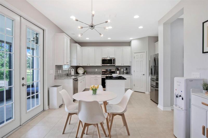 Eat In Kitchen
