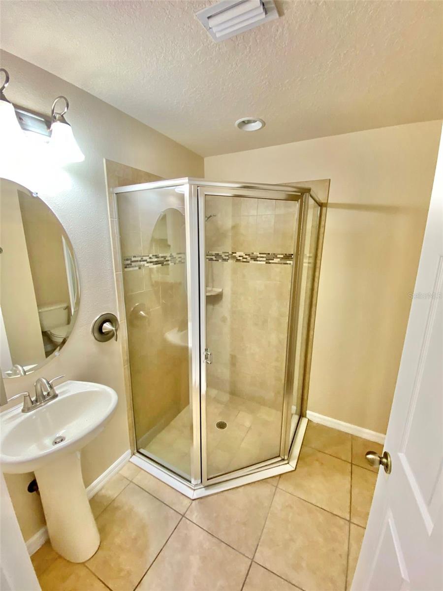Downstairs full bathroom