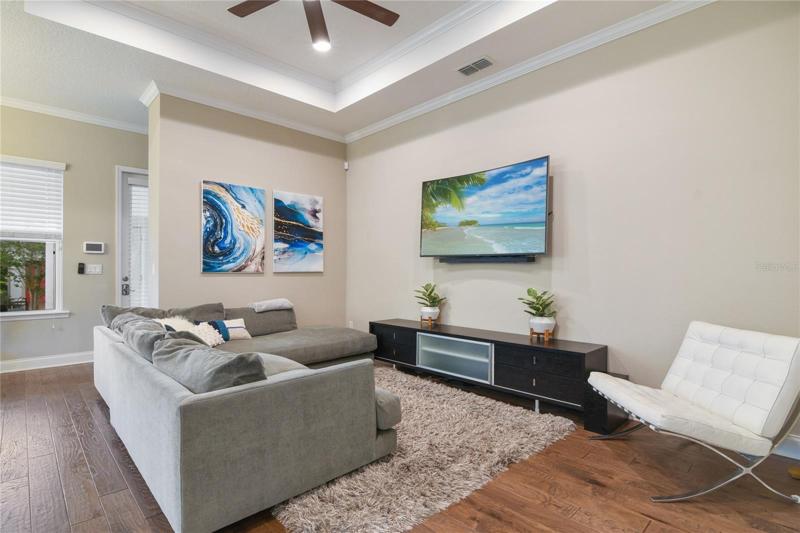 LIVING AREA.