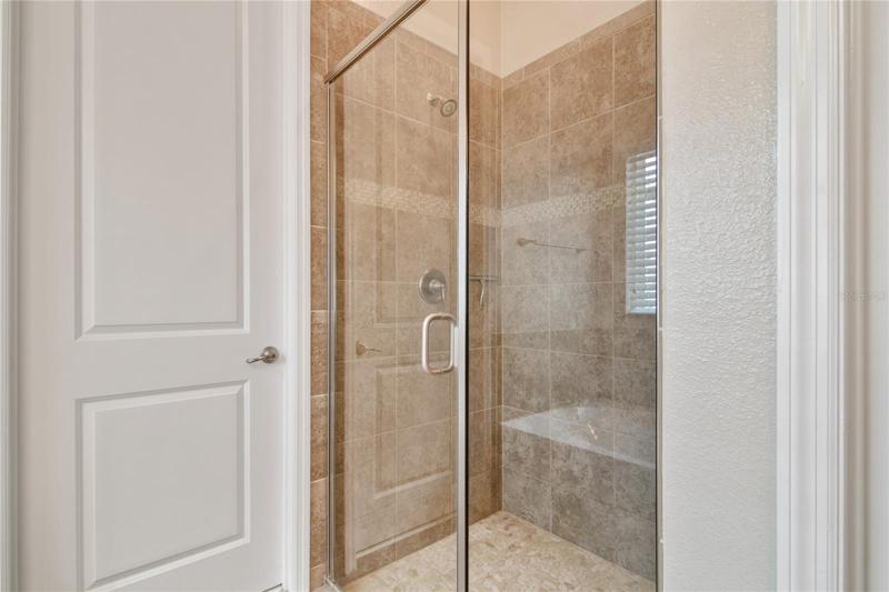 PRIMARY EN-SUITE BATH.