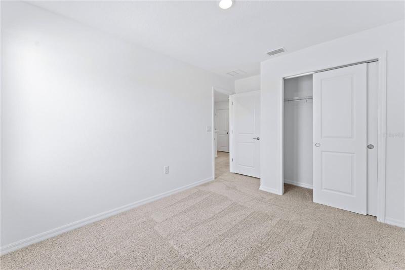Second bedroom 2
