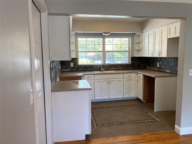 ALL NEW STAINLESS APPLIANCES COMING AT END OF MONTH