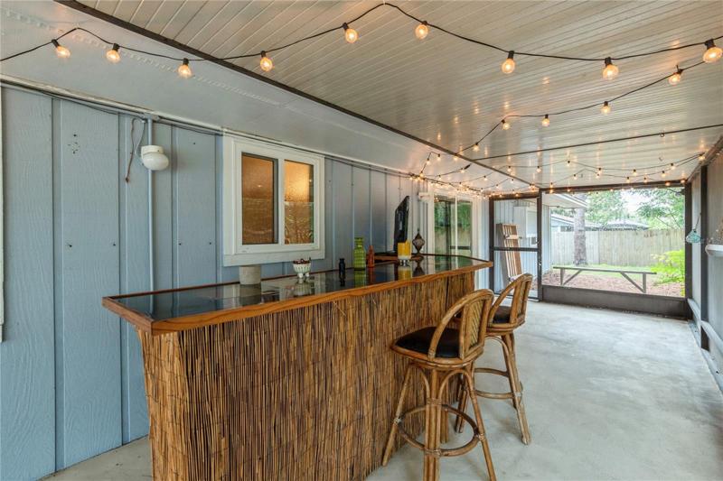 Screened in Porch with Tiki Bar