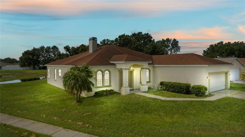 Exterior Twilight Photo
