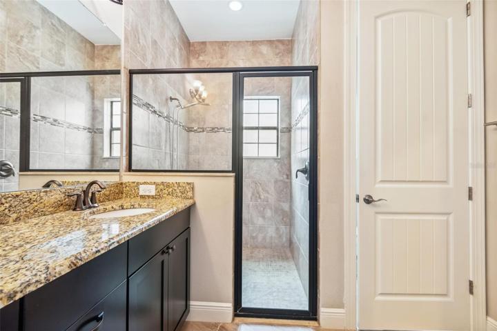 En-Suite Bathroom