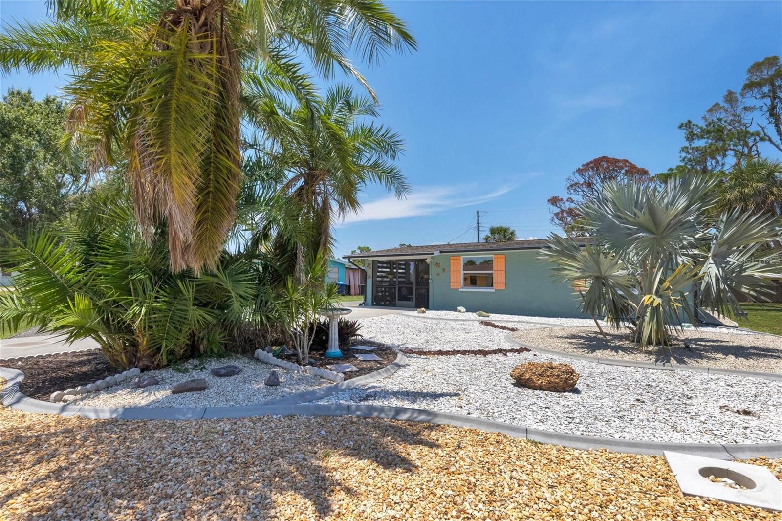 320 E Fray Street, Englewood, Florida 34223, 1 Bedroom Bedrooms, ,1 BathroomBathrooms,Residential,For Sale,FRAY,D6131274