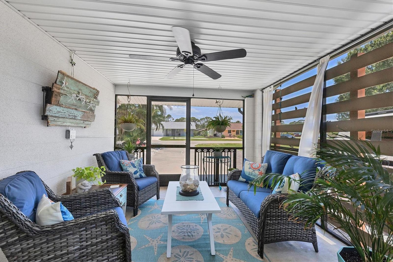 320 E Fray Street, Englewood, Florida 34223, 1 Bedroom Bedrooms, ,1 BathroomBathrooms,Residential,For Sale,FRAY,D6131274