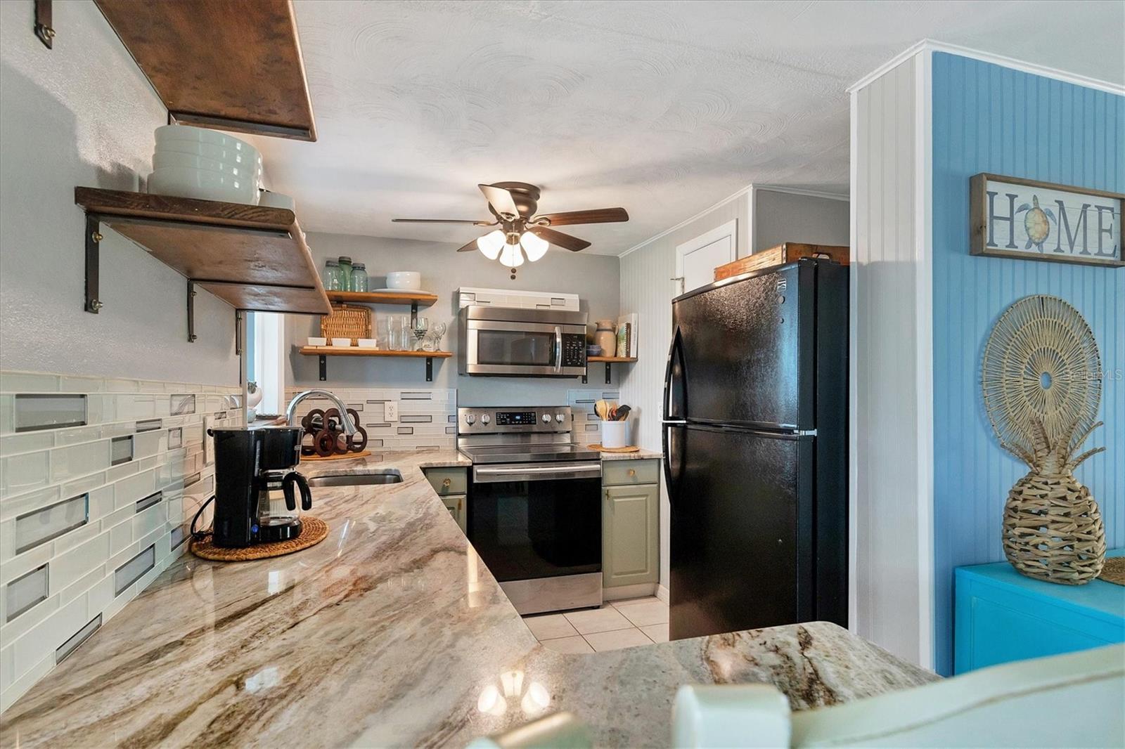 320 E Fray Street, Englewood, Florida 34223, 1 Bedroom Bedrooms, ,1 BathroomBathrooms,Residential,For Sale,FRAY,D6131274