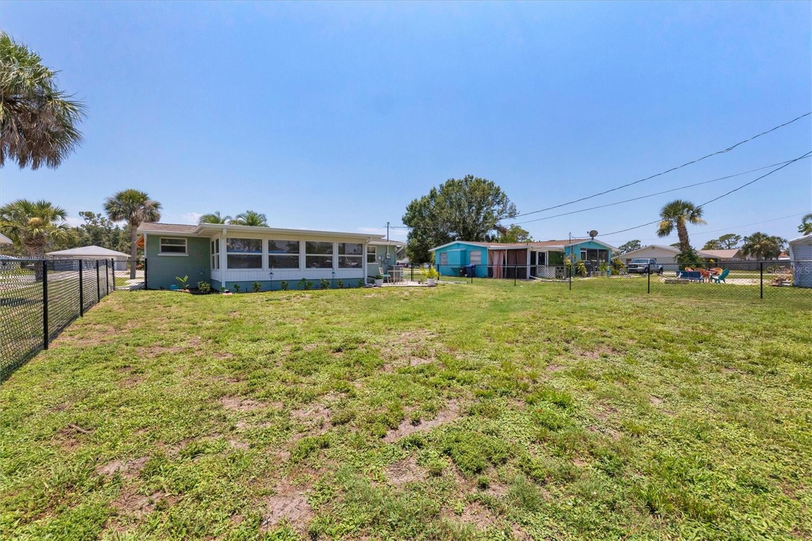 320 E Fray Street, Englewood, Florida 34223, 1 Bedroom Bedrooms, ,1 BathroomBathrooms,Residential,For Sale,FRAY,D6131274