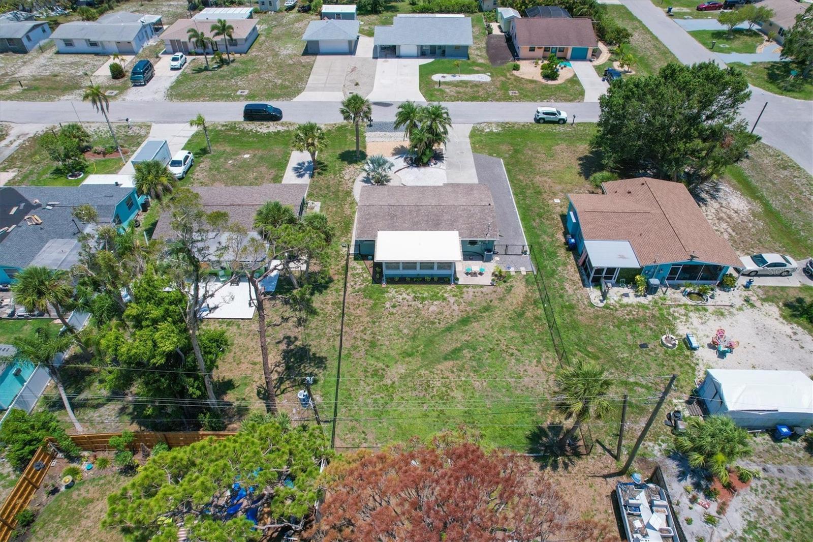 320 E Fray Street, Englewood, Florida 34223, 1 Bedroom Bedrooms, ,1 BathroomBathrooms,Residential,For Sale,FRAY,D6131274