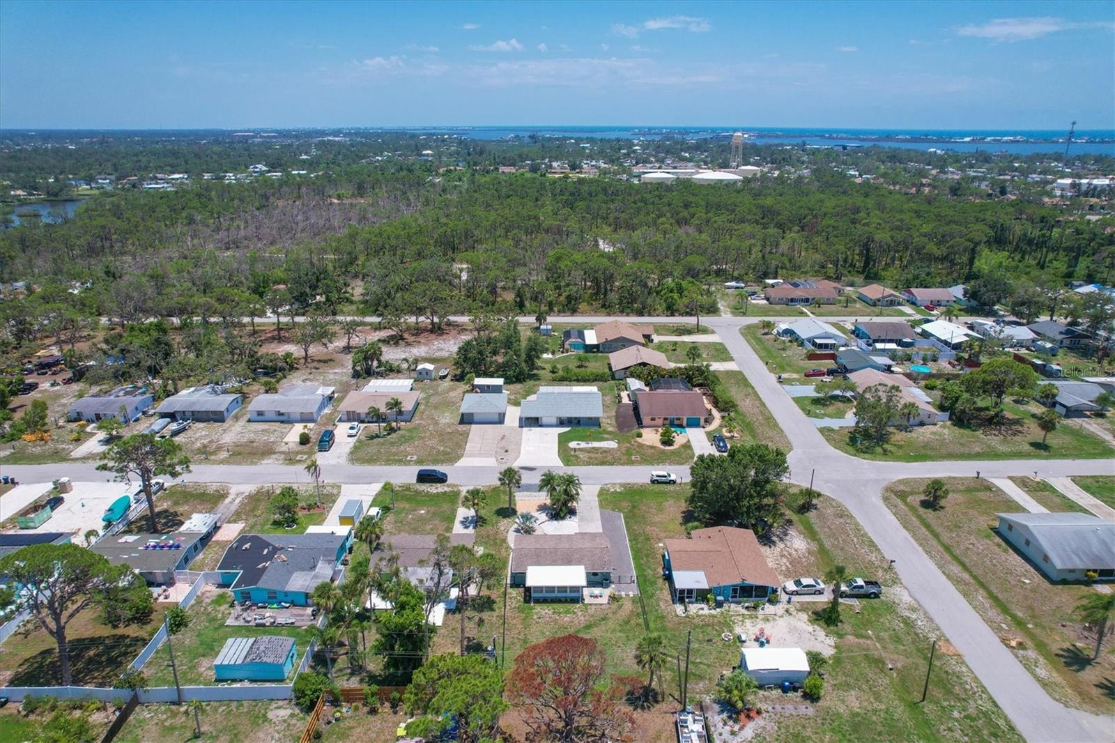 320 E Fray Street, Englewood, Florida 34223, 1 Bedroom Bedrooms, ,1 BathroomBathrooms,Residential,For Sale,FRAY,D6131274