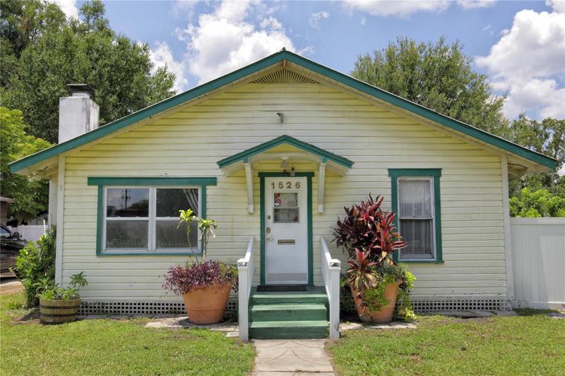 Welcome to 1526 Immokalee Street!