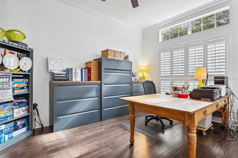 PLANTATION SHUTTERS