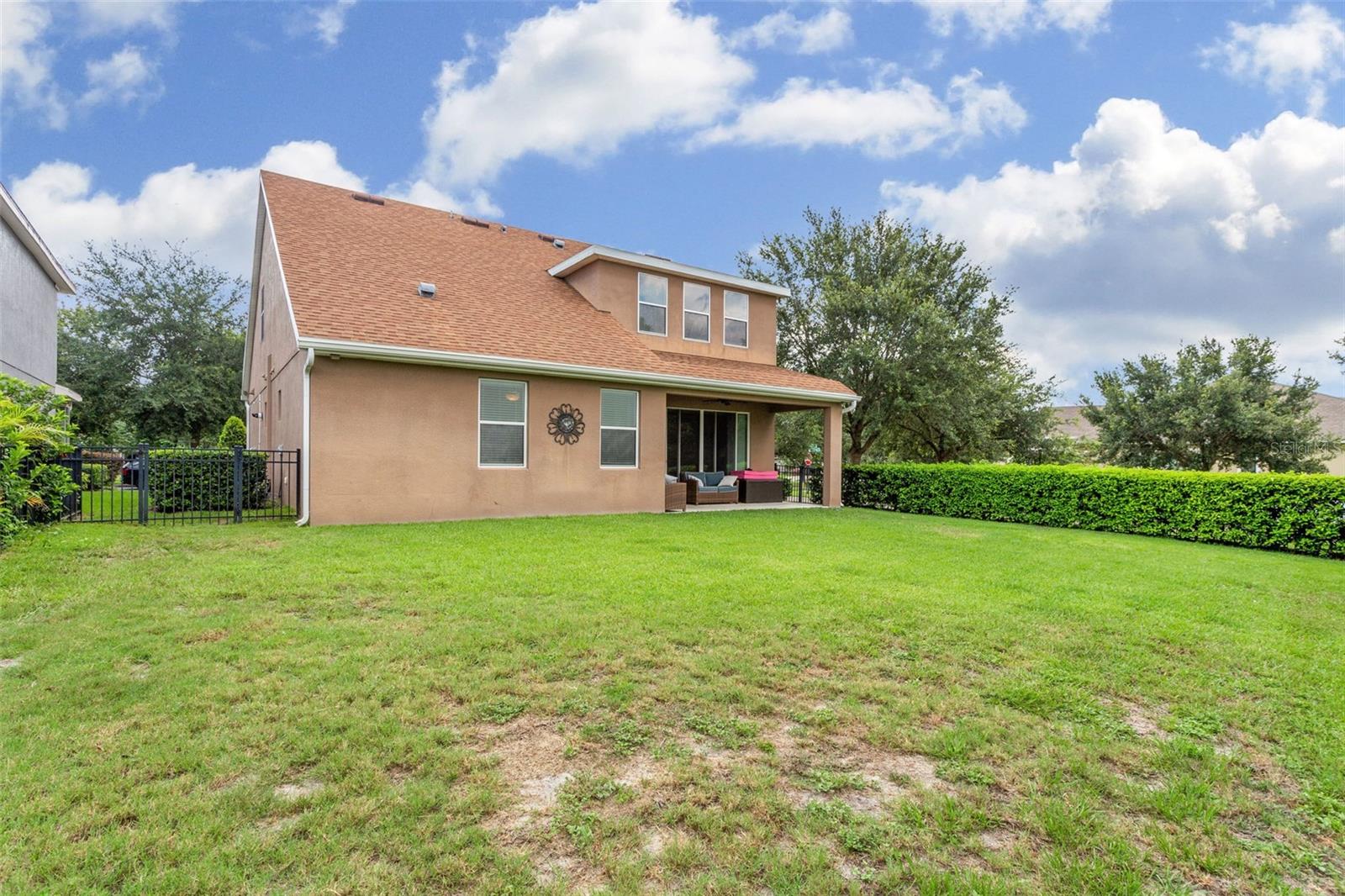 4909 Oakline View Drive, Lithia, Florida 33547, 4 Bedrooms Bedrooms, ,3 BathroomsBathrooms,Residential,For Sale,OAKLINE VIEW,T3455686
